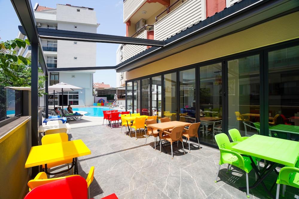 Seren Sari Hotel Marmaris Bagian luar foto