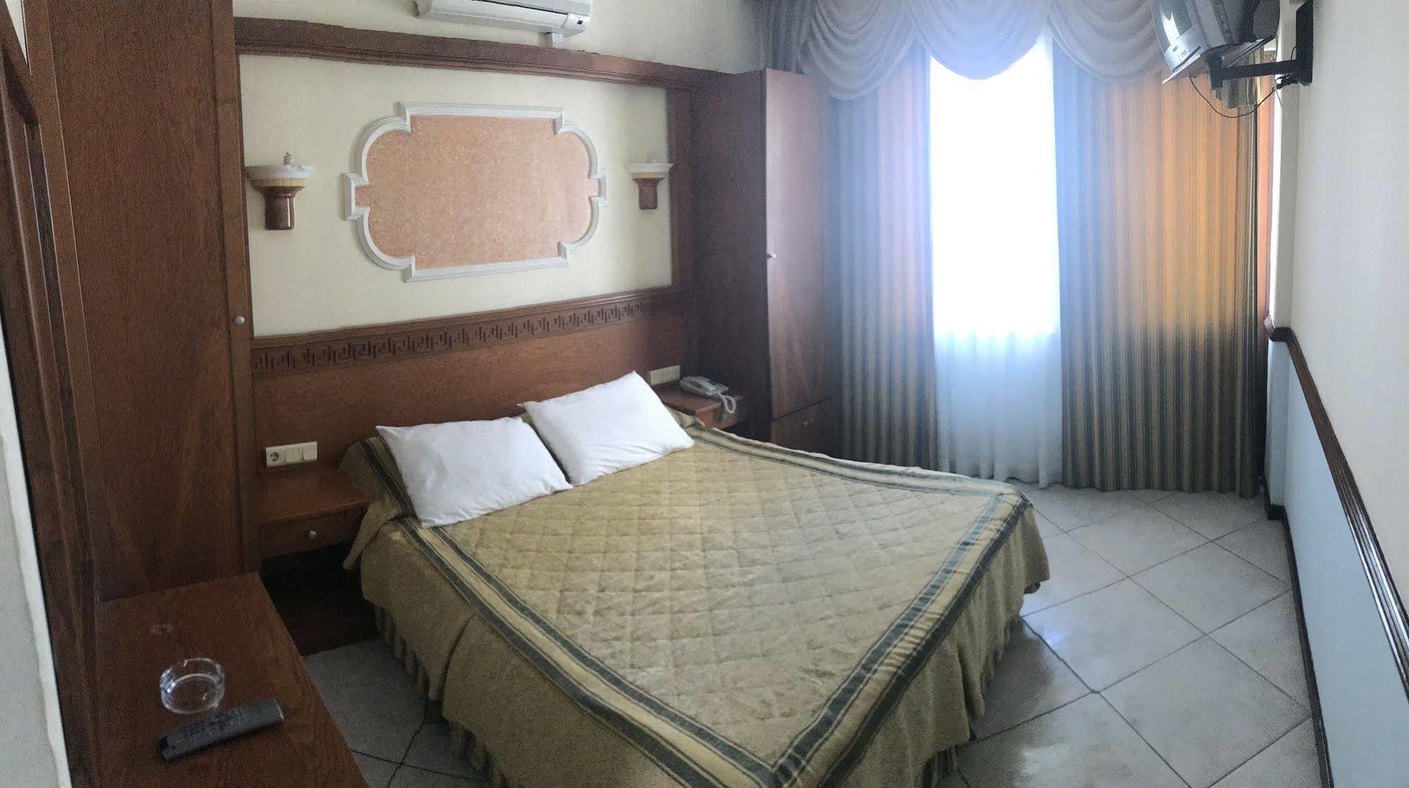 Seren Sari Hotel Marmaris Bagian luar foto